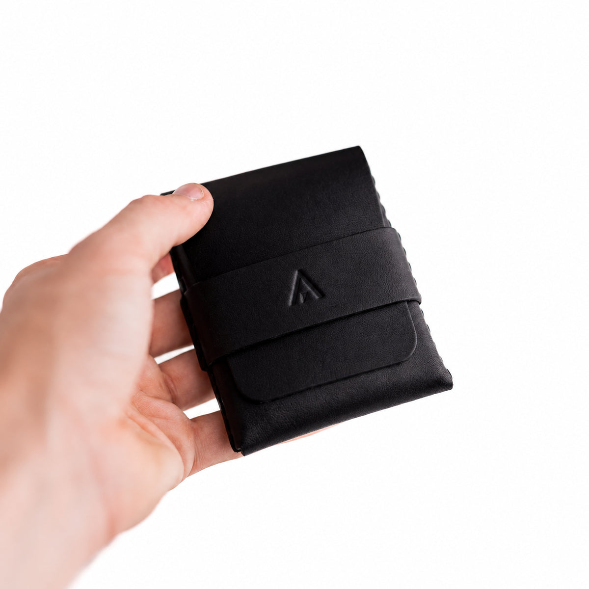 Billetera Fold de Cuero — AUVERN | Negro