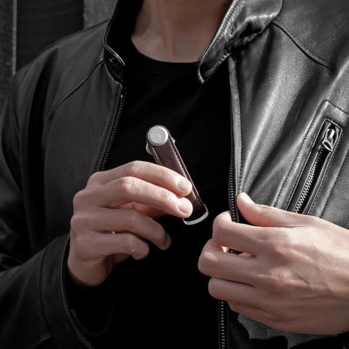 LLAVERO PERSONALIZABLE AUVERN - CUERO